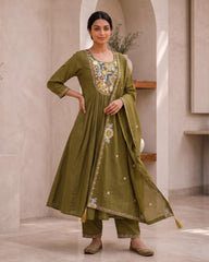 Suvislab Olive Elegance Embroidered Tutone Kurta Set with Dupatta